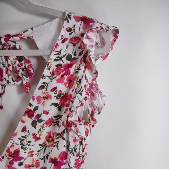 Hello Molly Floral Mini Dress with Deep V and Cut Out Back, Size Small - Picture 9 of 9